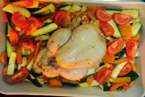 Comment cuire le poulet rôti aux légumes
