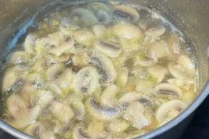 Soupe aux champignons étape 3