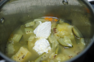 Soupe de courgette au fromage blanc