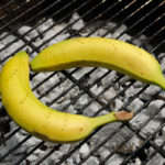 Banane au barbecue sans alu étape 1