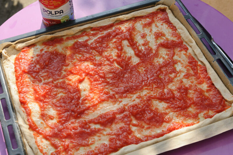 La sauce tomates de la pizza