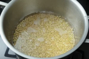 Cuisson des grains de sarrasin à l'eau