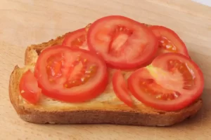 Couvrir de tomates