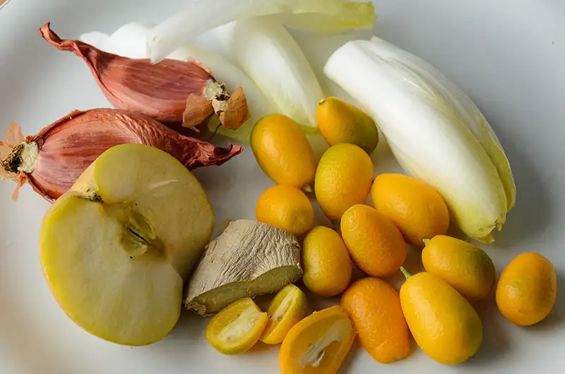 Les ingrédients du chutney aux kumquats et endives