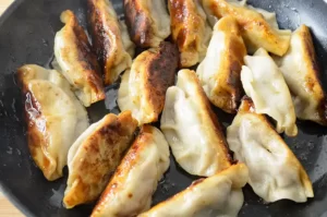 La fin de cuisson des gyosas